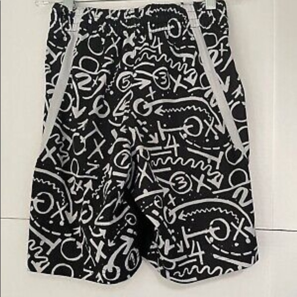 NIKE youth dri fit basketball shorts  Black Size Medium - Picture 4 of 4